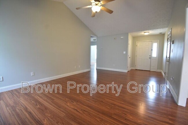 Building Photo - 4325 Wavetree Dr