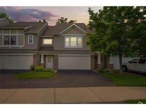 Building Photo - 5037 Dunkirk Pl N