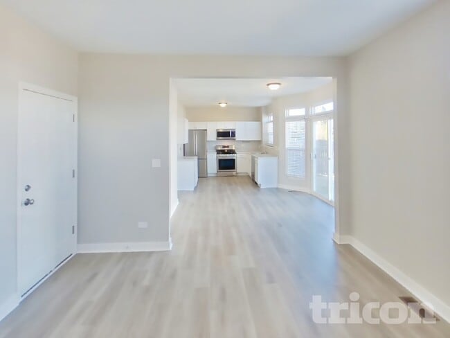 Building Photo - 7217 Sutherland Ct