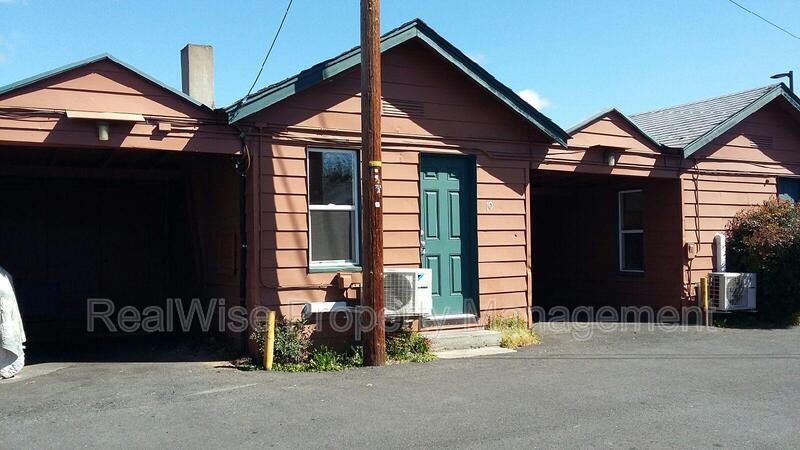 Primary Photo - 707 NE 6th St