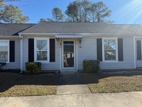 Building Photo - 64 Sunnyvale Ln