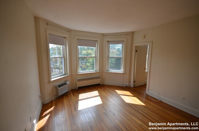 Foto del edificio - 19 Lancaster Ter