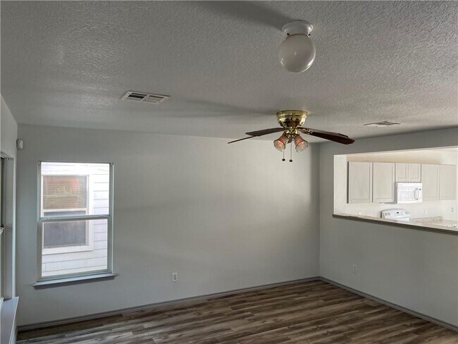 Building Photo - 5612 Man O War Dr