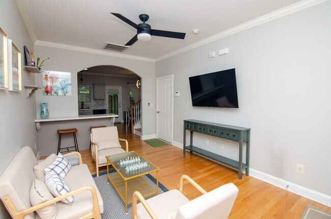 Foto del edificio - Furnished rental