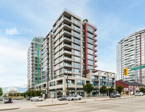 Building Photo - 1788 Ontario St