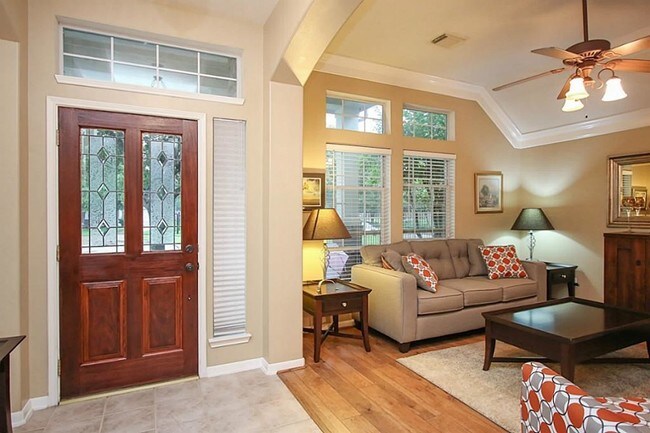 Foto del edificio - 24903 Kayvon Ct