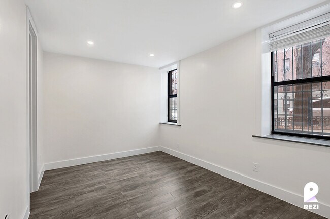 Building Photo - 65 Seaman Ave