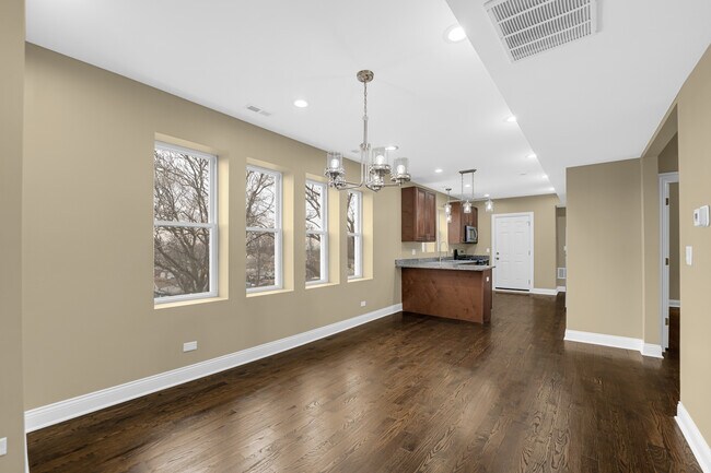 Foto del edificio - 7316 S Rockwell St