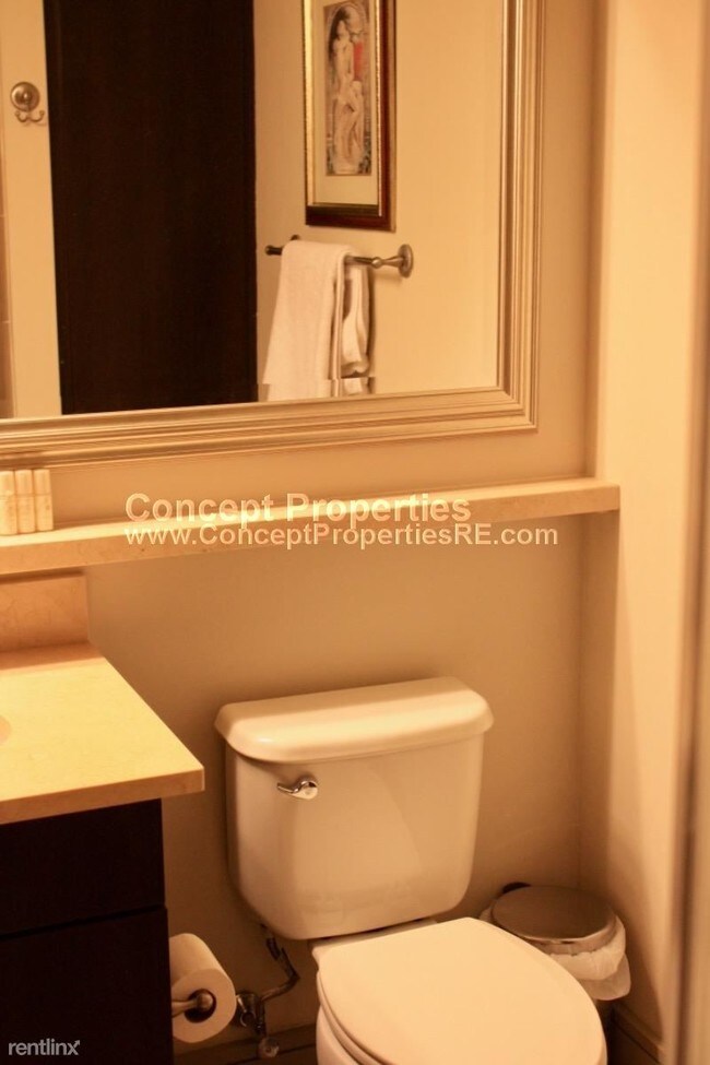 Building Photo - 2 br, 1 bath  - 100 Pier 4 Blvd Unit 208A