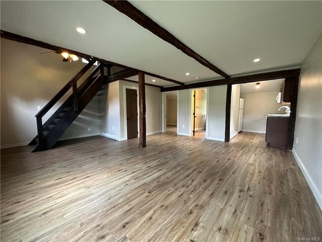 Building Photo - 76 Carpenter Rd