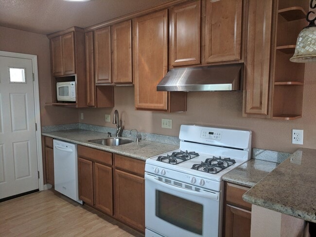 Building Photo - Nice Updated Home for Rent