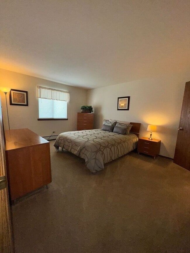 Foto del edificio - 16045 Applewood Ln