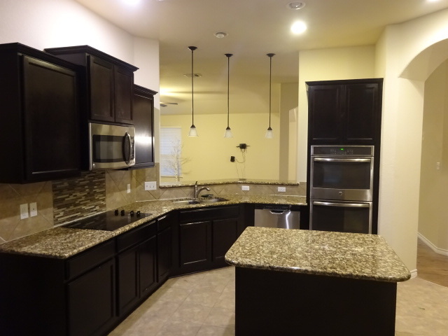 Building Photo - 3265 Vineyard Trail