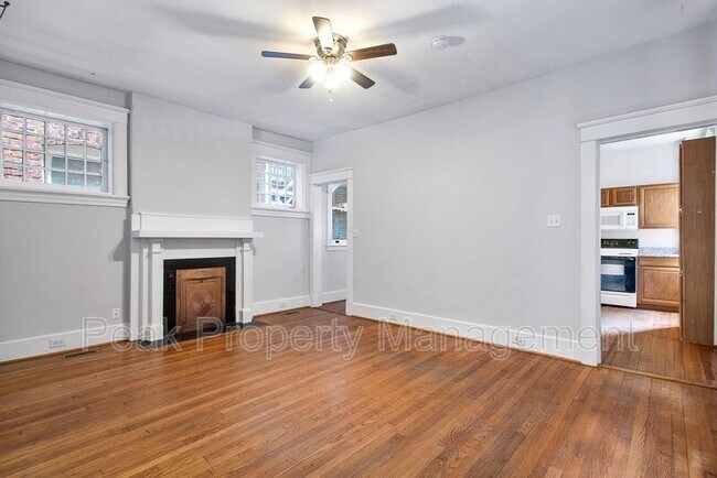 Foto del edificio - 223 N Arthur Ashe Blvd