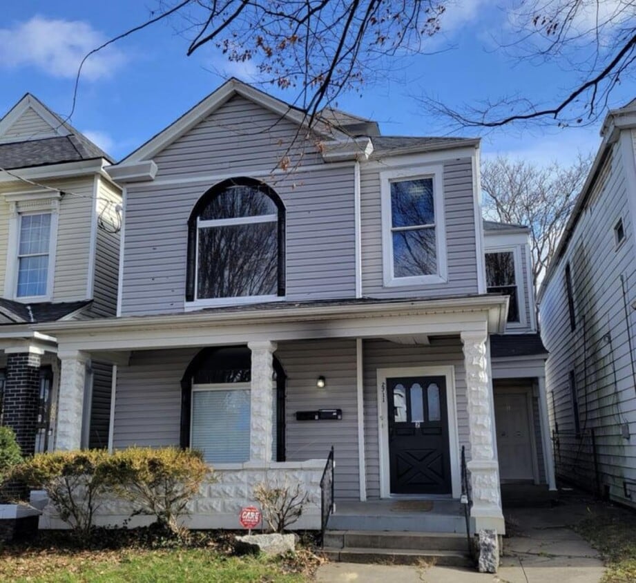Photo - 2711 S 3rd St, 2