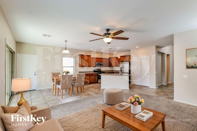 Foto del edificio - 10721 E Sanctuary Ridge Ln