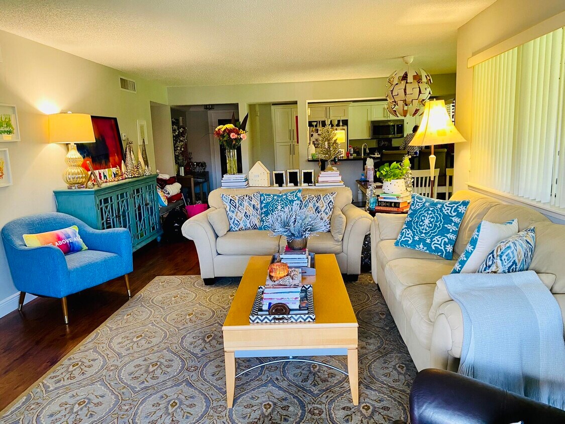 167 Bracken Wood Rd, Palm Beach Gardens, FL 33418 Condo for Rent in