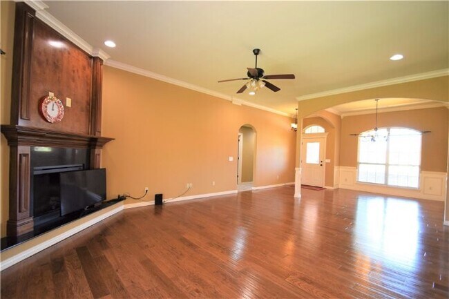 Building Photo - 1261 Coventry Ln