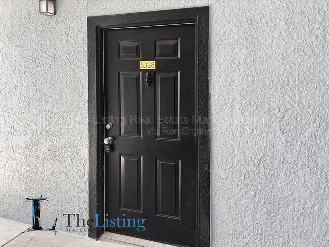 Foto del edificio - 3714 Palm Desert Ln