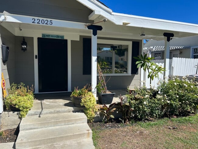 Building Photo - 22025 Galvez St