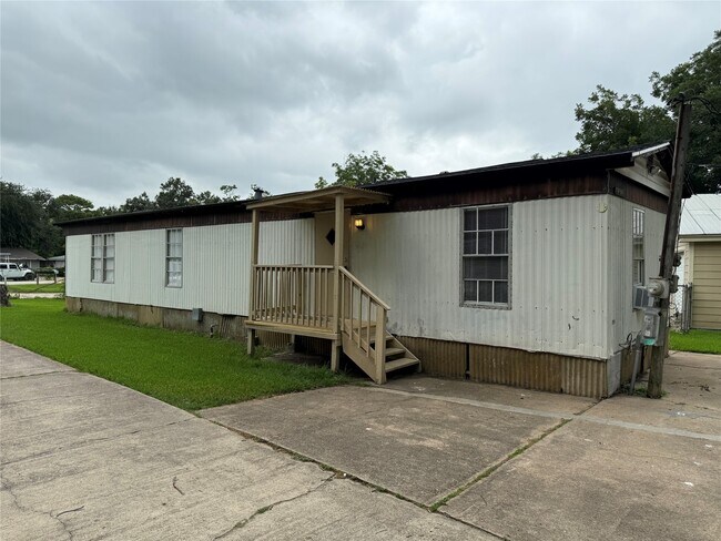 Foto del edificio - 9514 Catlett Ln