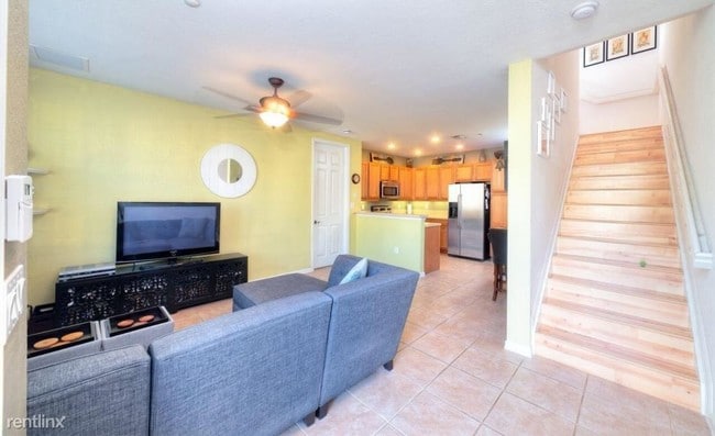 Building Photo - 115 S Longport Cir