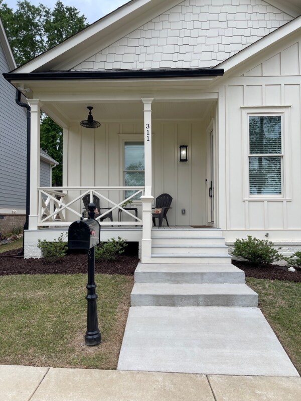 Building Photo - 311 Milledge Ave