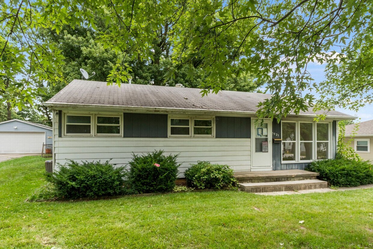 Primary Photo - COMING SOON! 3 BEDROOM HOME!