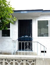 Building Photo - 1128-1132 S Mesa St