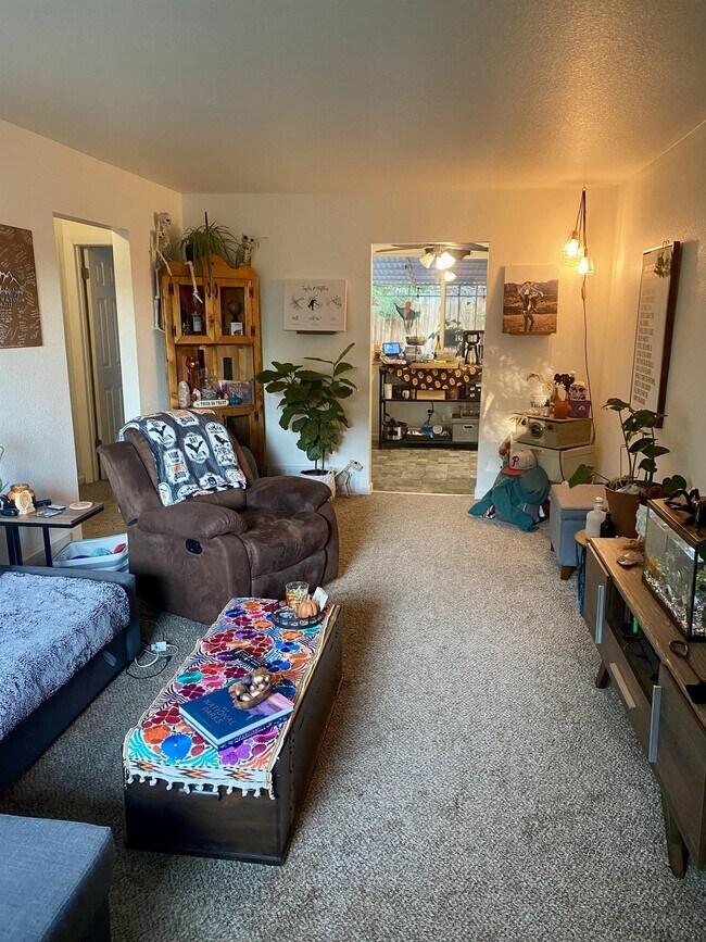 479 S Eaton St, Lakewood, CO 80226 House for Rent in Lakewood, CO