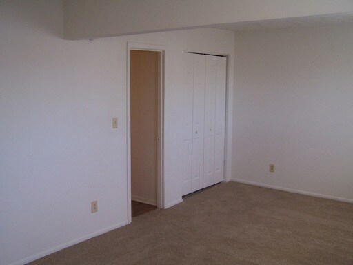 Building Photo - 3640 Bold Bidder Dr