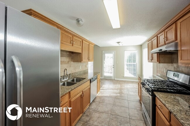 Building Photo - 6555 Creekview Ct