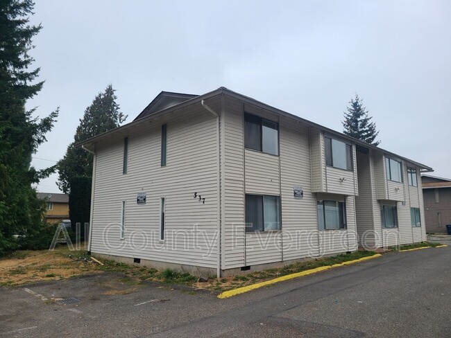 Foto del edificio - 537 37th St SE