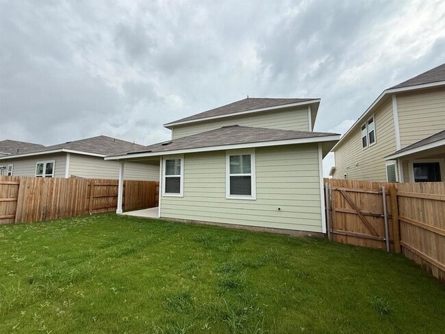 Building Photo - 2707 Totley Rd