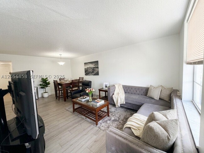 Foto del edificio - 5775 W 20th Ave