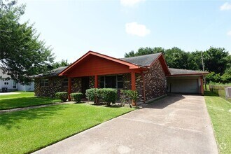 Building Photo - 3030 Dawson Ln