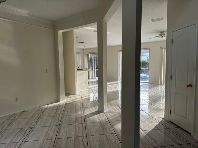 Foto del edificio - 10024 Chatham Oaks Ct