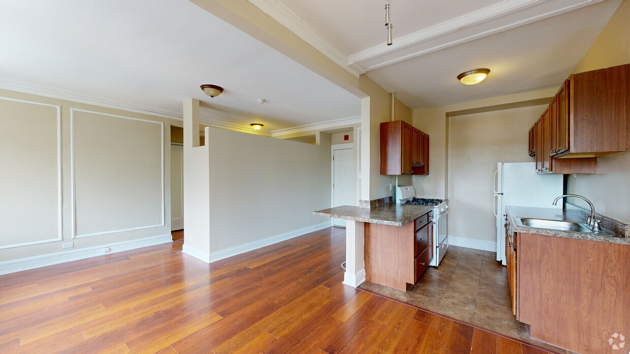 Photo - The Versailles Apartments