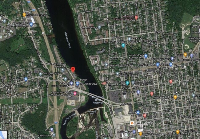 Foto del edificio - 33 River Front Dr