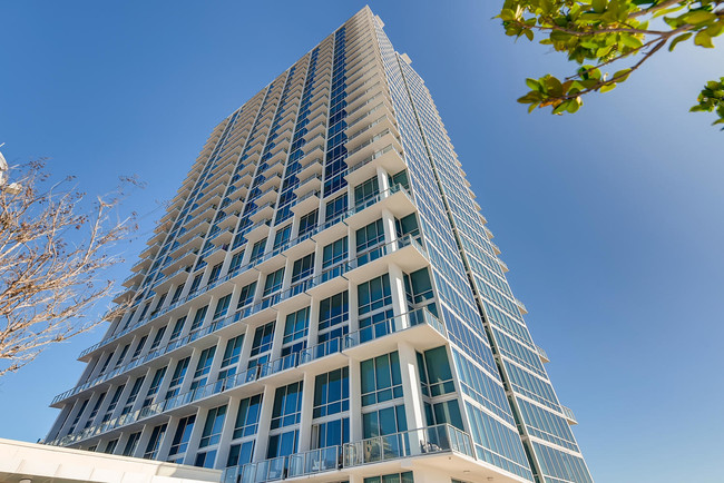 Foto del edificio - The VUE at Lake Eola