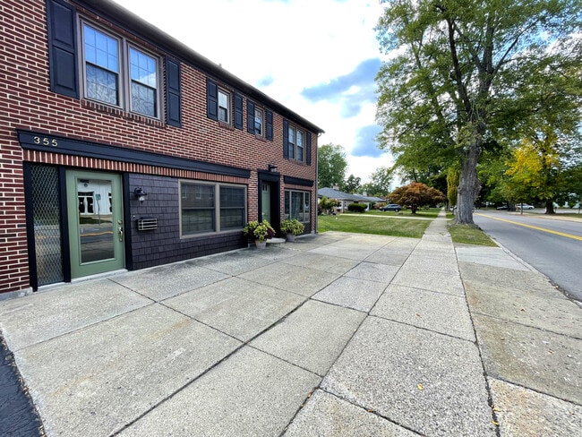 355 Saratoga - 355 Saratoga Rd