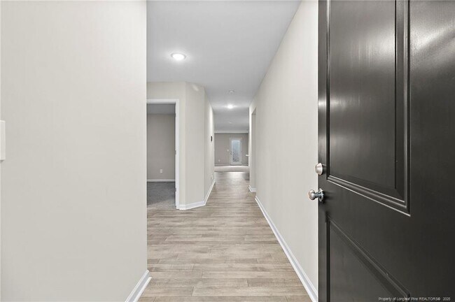 Foto del edificio - 713 Caelin Farms Rd