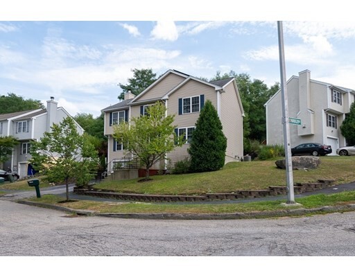 Building Photo - 75 Cheyenne Rd