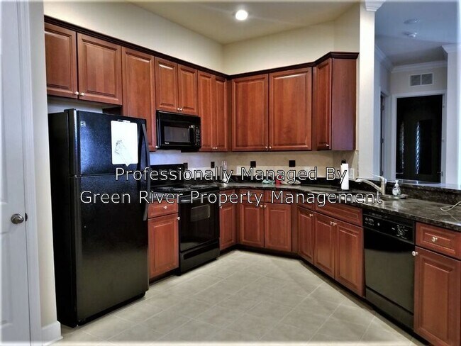 Foto del edificio - 2031 Secret Garden Ln