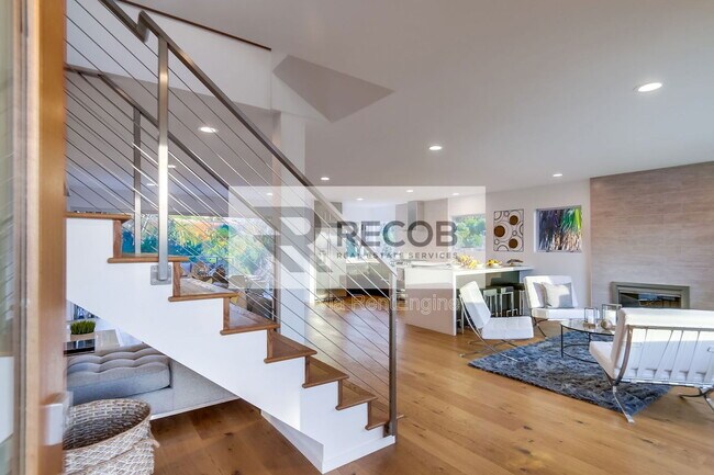 Foto del edificio - 2641 Curlew St