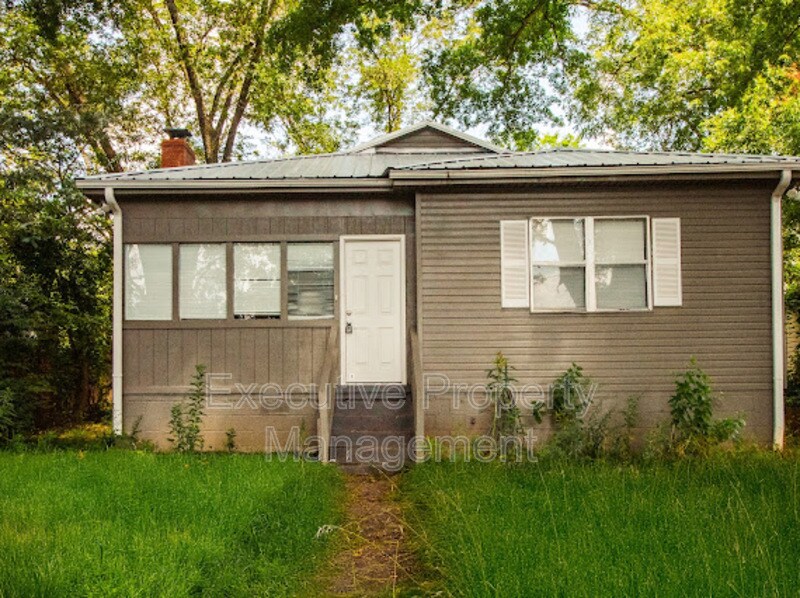 Primary Photo - 206 Highway Ave