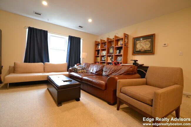 Photo - 34 Lake Shore Terrace Apartment