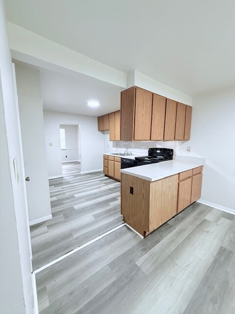 Foto del edificio - 1915 Green Valley Dr