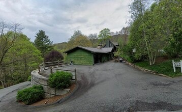 Building Photo - 169 Brookview Ln