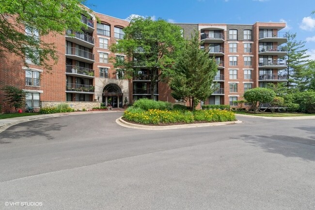 511 Aurora Ave, Naperville, IL 60540 - Condo for Rent in Naperville, IL ...